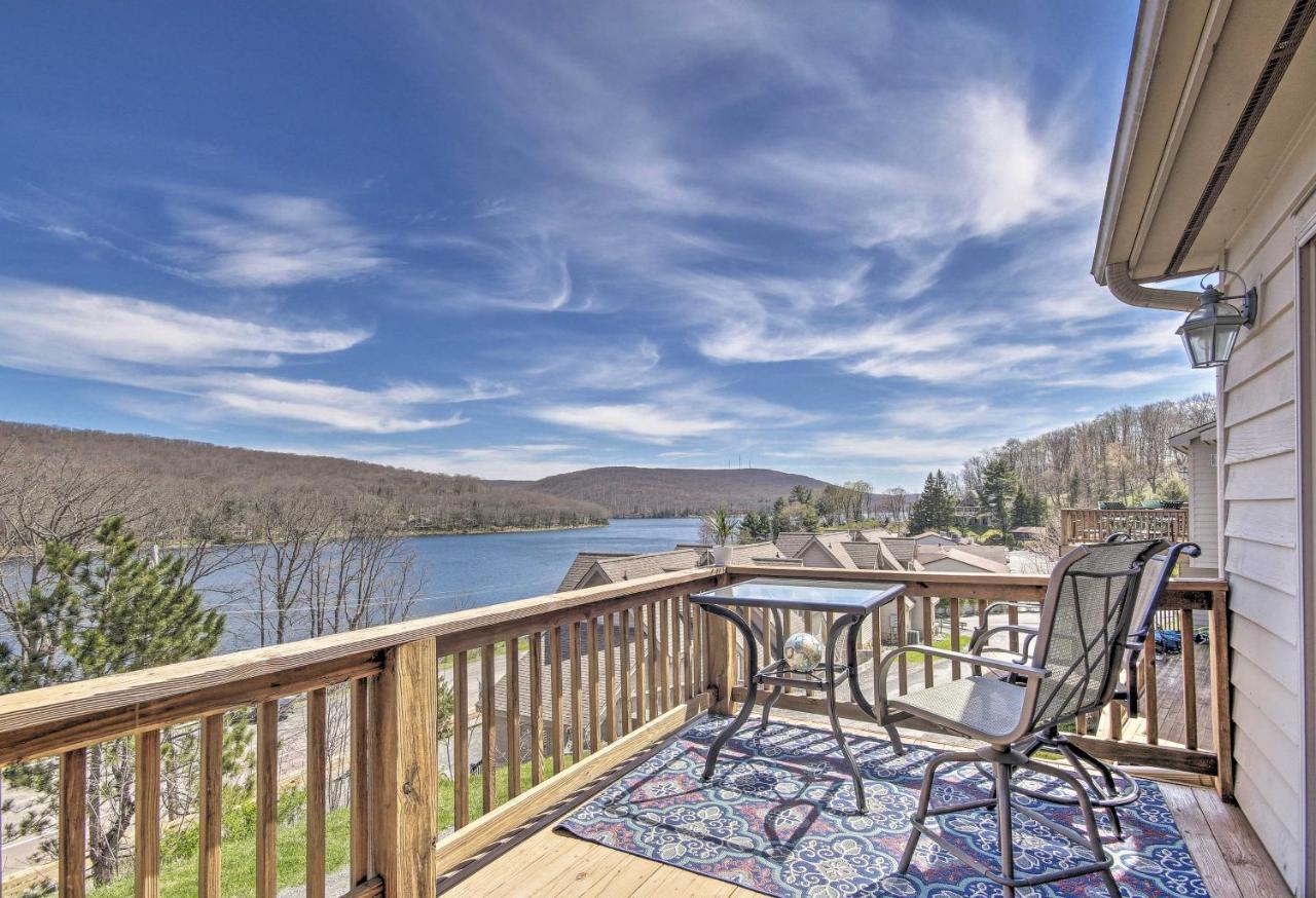 Deep Creek Lake Townhome With Deck And Water Views Oakland ภายนอก รูปภาพ